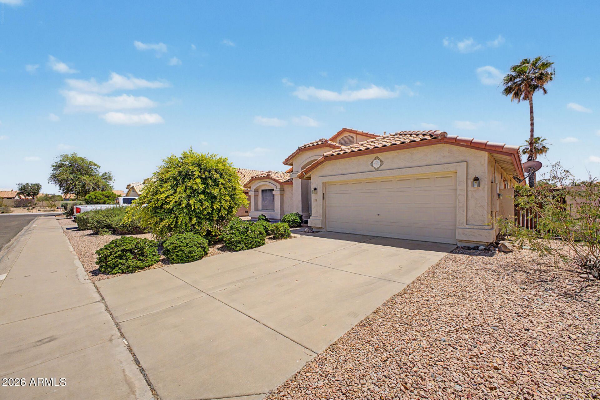 9729 W Burnett Road, Peoria, AZ 85382 Main Photo