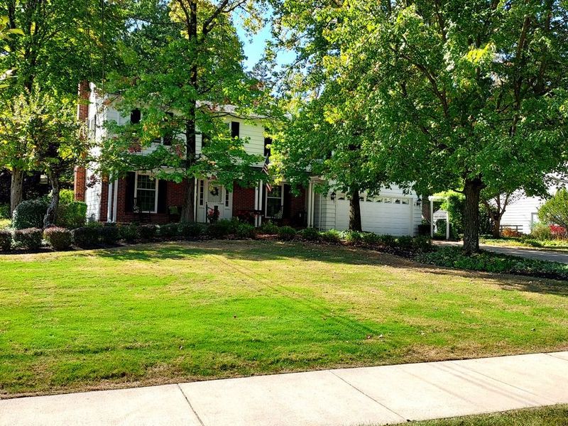 6958 Chapel Hill Drive, Brecksville, OH 44141 Photo 2