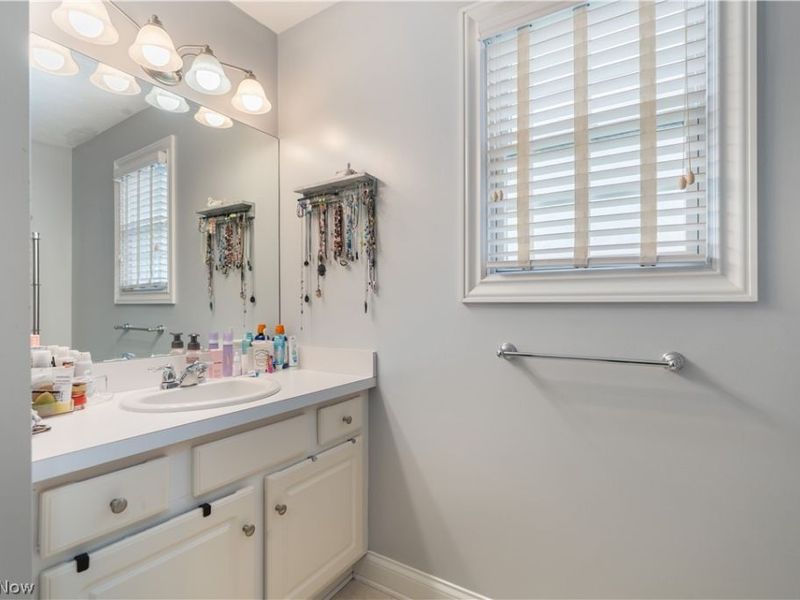 30 Pine Villa Trail, Unit 5, Aurora, OH 44202 Photo 25