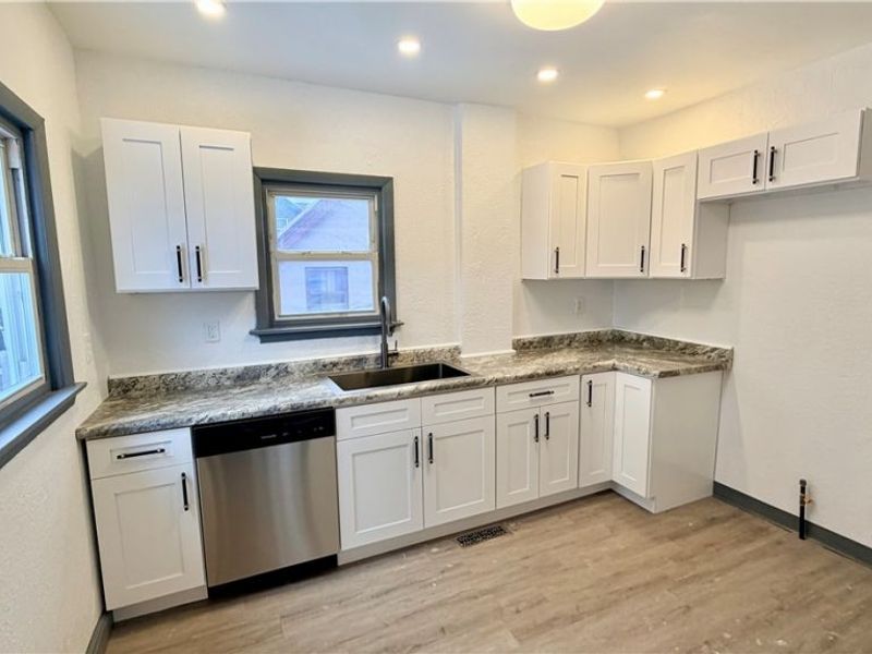 320 Para Avenue, Akron, OH 44305 Photo 2