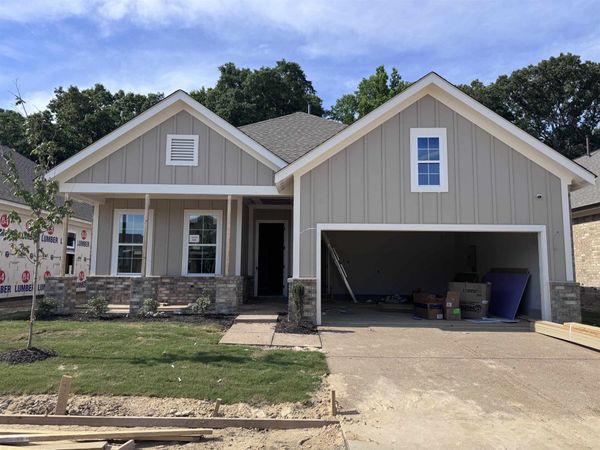 9926 DELPHINIUM DR N, Cordova, TN 38018