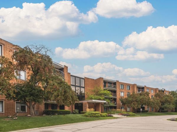 1415 E Central Road , Unit 315B, Arlington Heights, IL 60005