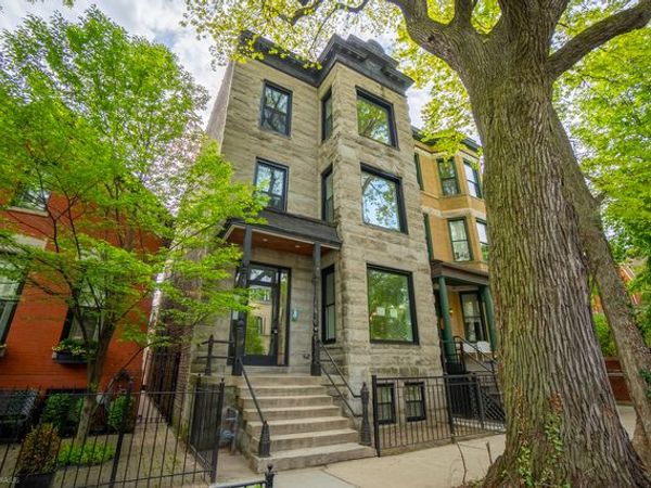 2113 N Kennmore Avenue , Unit 2, Chicago, IL 60614