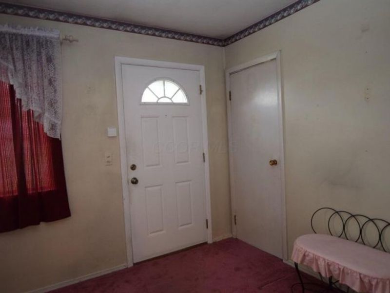 545 W Light Street , Urbana, OH 43078 Photo 3