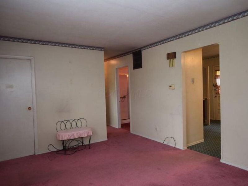 545 W Light Street , Urbana, OH 43078 Photo 4