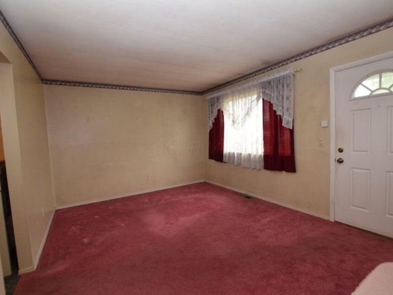 545 W Light Street , Urbana, OH 43078 Photo 5