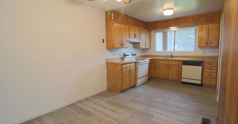 22 Smithridge Park, Reno, NV 89502 Photo