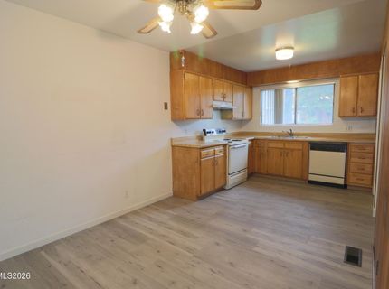 22 Smithridge Park, Reno, NV 89502 Photo