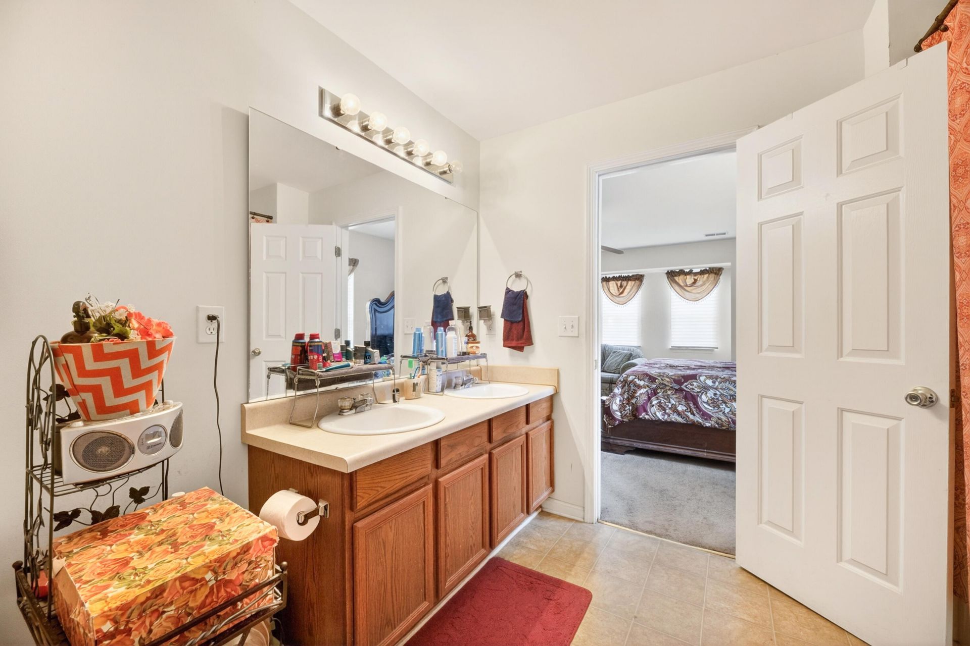 139 Graduate Lane Photo 26