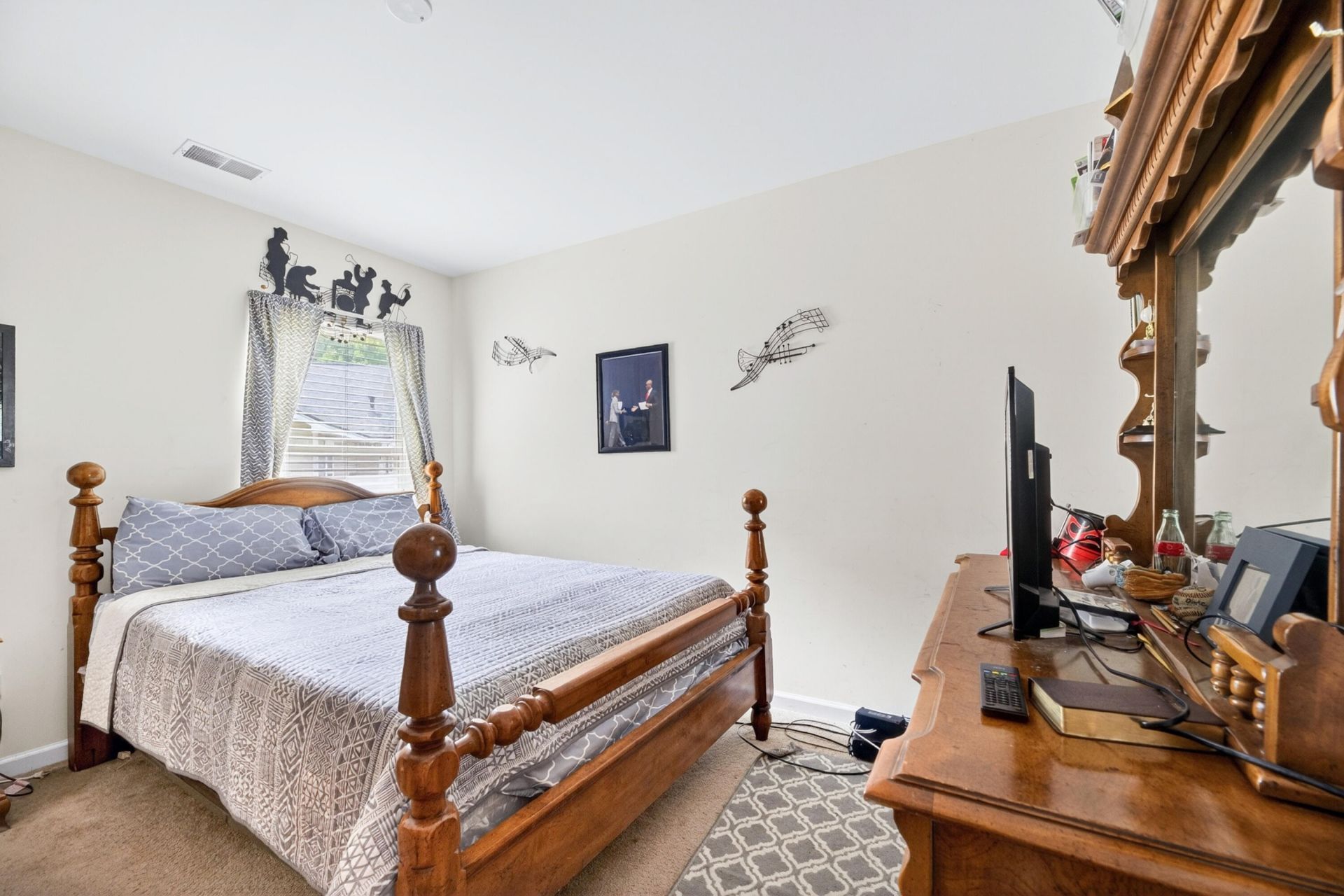 139 Graduate Lane Photo 30