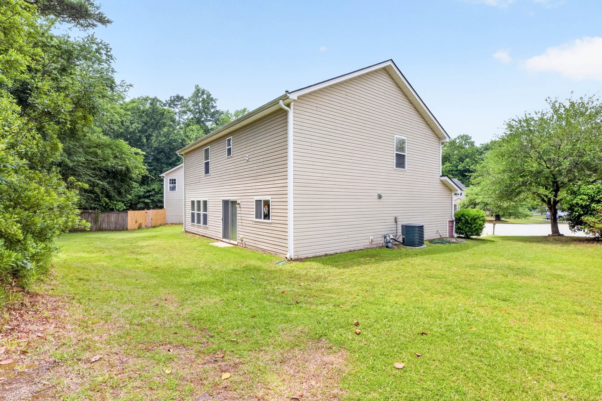 139 Graduate Lane Photo 35