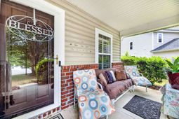 139 Graduate Lane photo 4