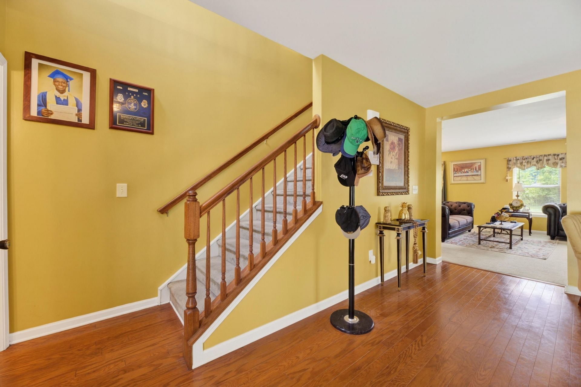 139 Graduate Lane Photo 7