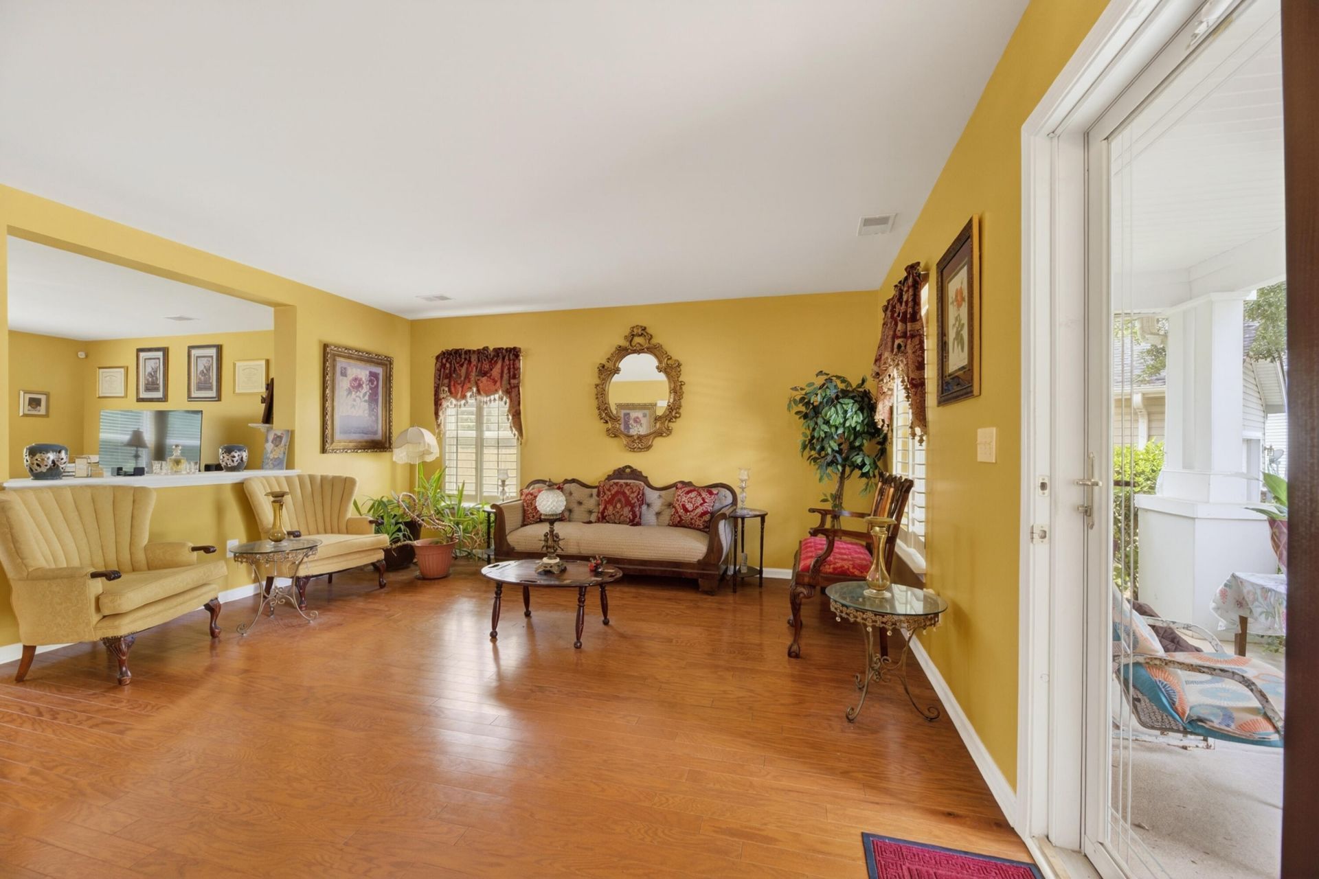 139 Graduate Lane Photo 8