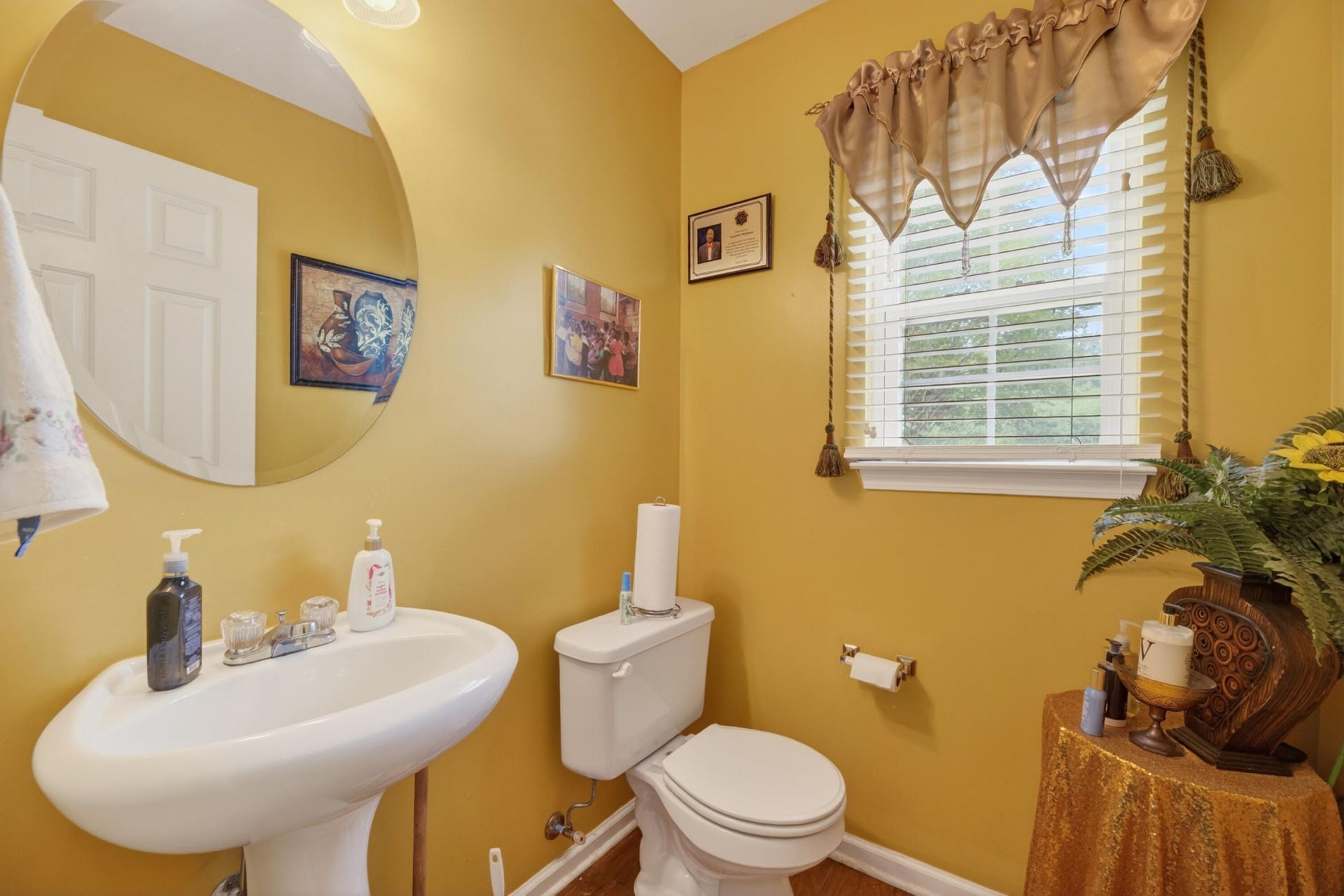 139 Graduate Lane Photo 9