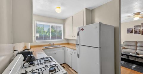9140-9146 Elk Grove Blvd, Elk Grove, CA 95624 Photo