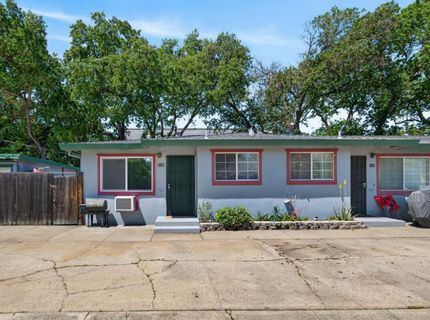 9140-9146 Elk Grove Blvd, Elk Grove, CA 95624 Photo