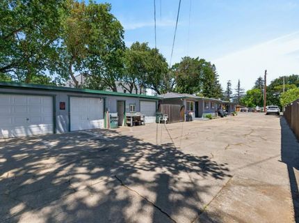 9140-9146 Elk Grove Blvd, Elk Grove, CA 95624 Photo
