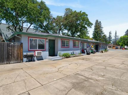 9140-9146 Elk Grove Blvd, Elk Grove, CA 95624 Photo