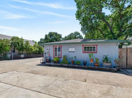 9140-9146 Elk Grove Blvd, Elk Grove, CA 95624 Photo
