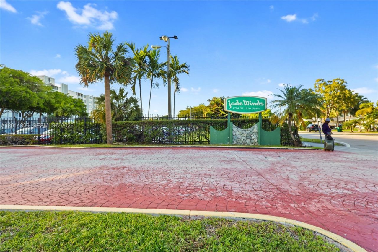 1770 NE 191st St , Unit 411-1, Miami, FL 33179 Photo