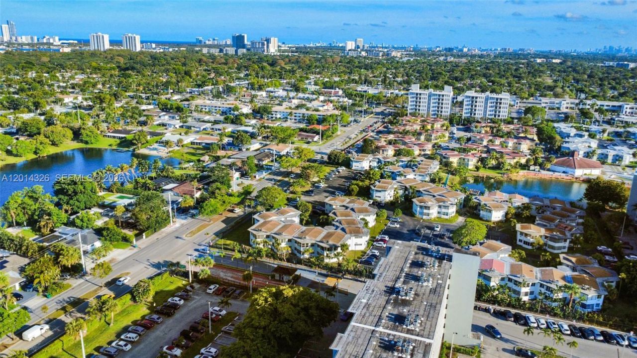 1770 NE 191st St , Unit 411-1, Miami, FL 33179 Photo