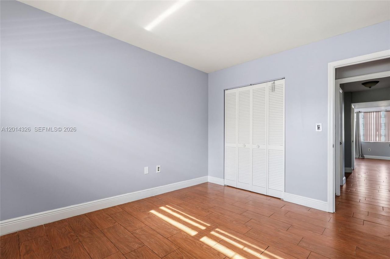 1770 NE 191st St , Unit 411-1, Miami, FL 33179 Photo