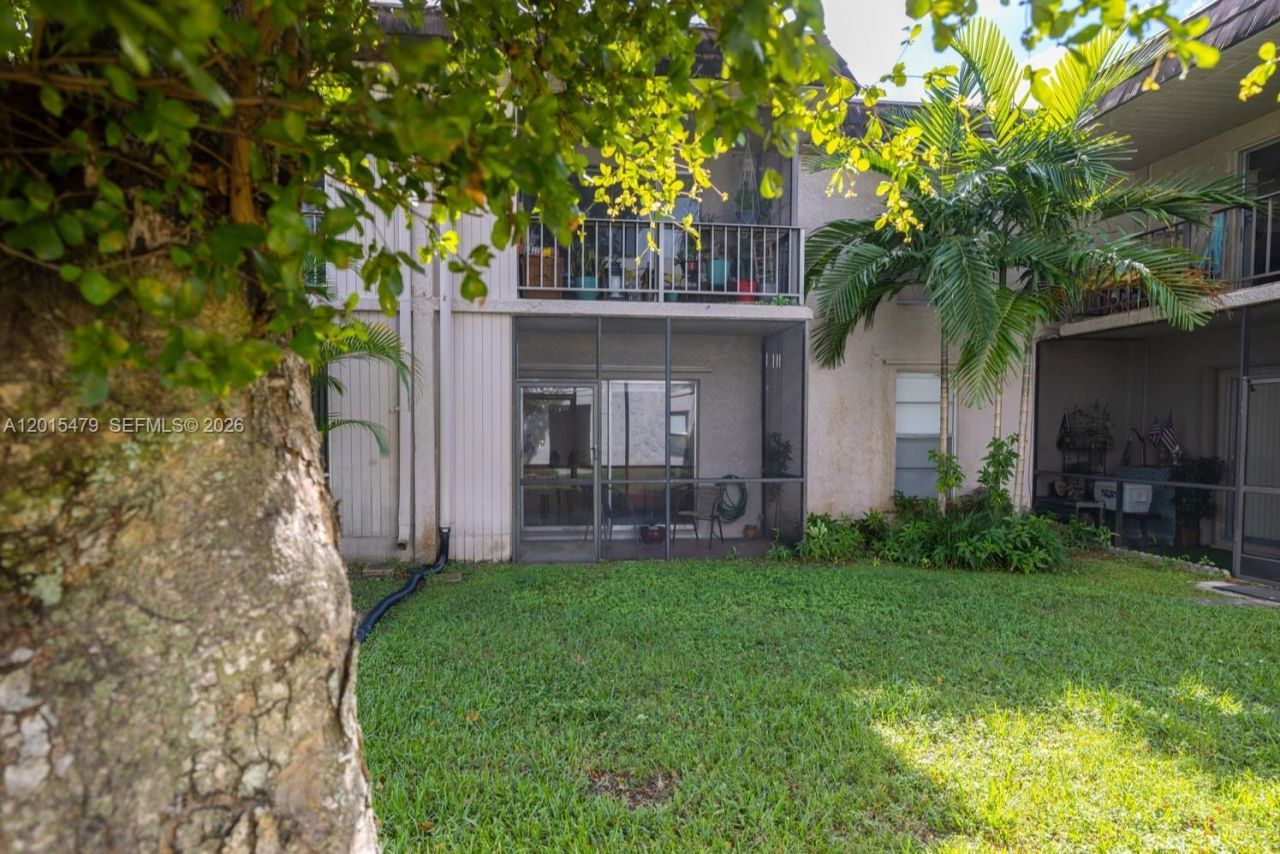 10385 N Kendall Dr , Unit P1, Miami, FL 33176 Photo