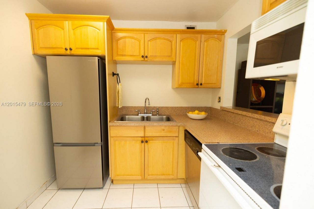 10385 N Kendall Dr , Unit P1, Miami, FL 33176 Photo
