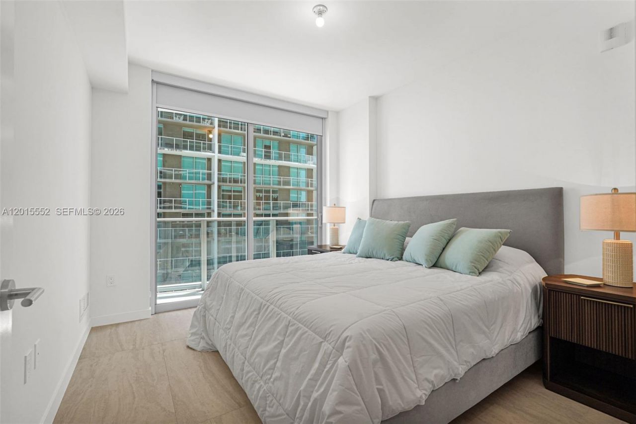 77 SE 5th St, Unit 1511, Miami, FL 33131 Photo