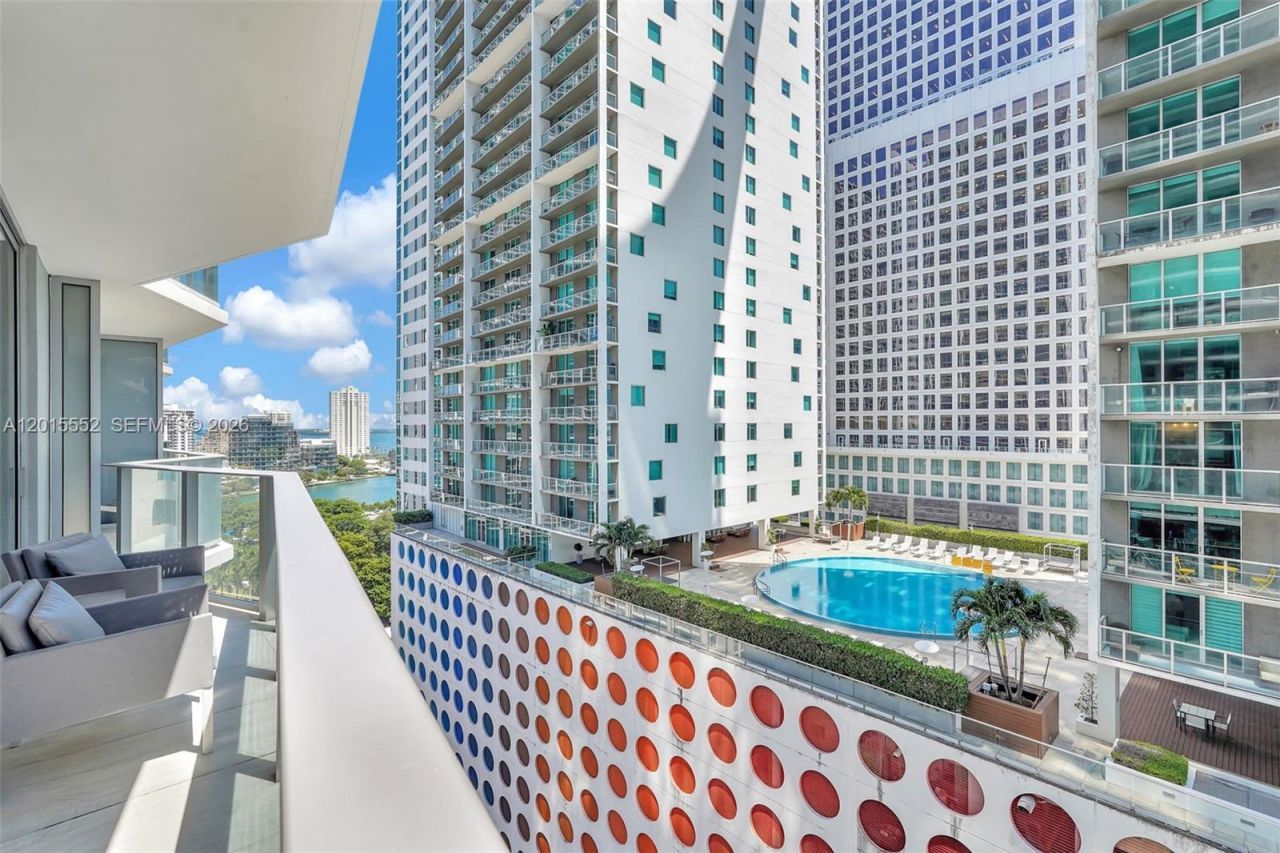 77 SE 5th St, Unit 1511, Miami, FL 33131 Photo