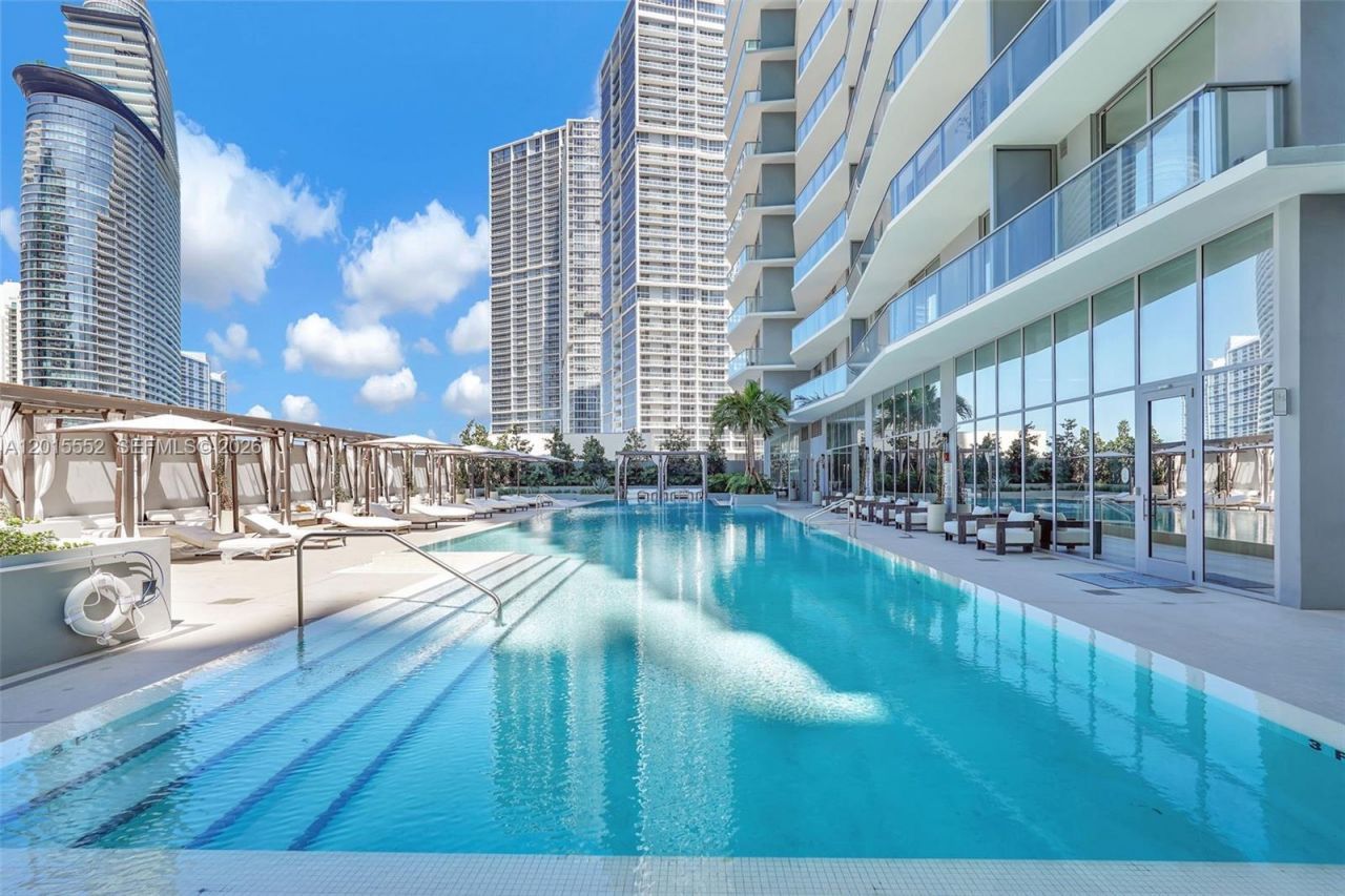 77 SE 5th St, Unit 1511, Miami, FL 33131 Photo
