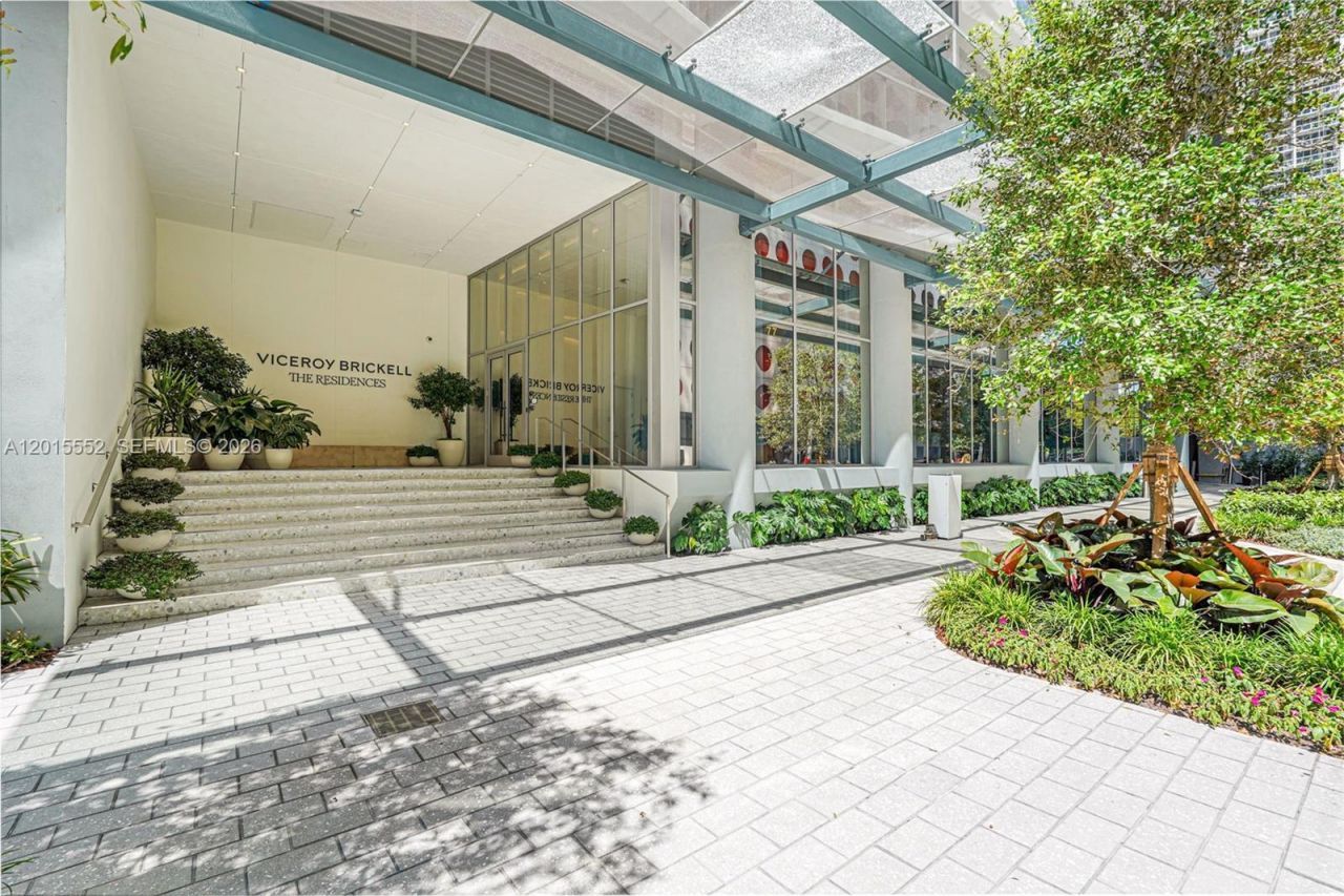 77 SE 5th St, Unit 1511, Miami, FL 33131 Photo