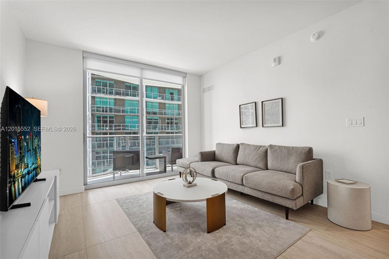 77 SE 5th St, Unit 1511, Miami, FL 33131 Photo