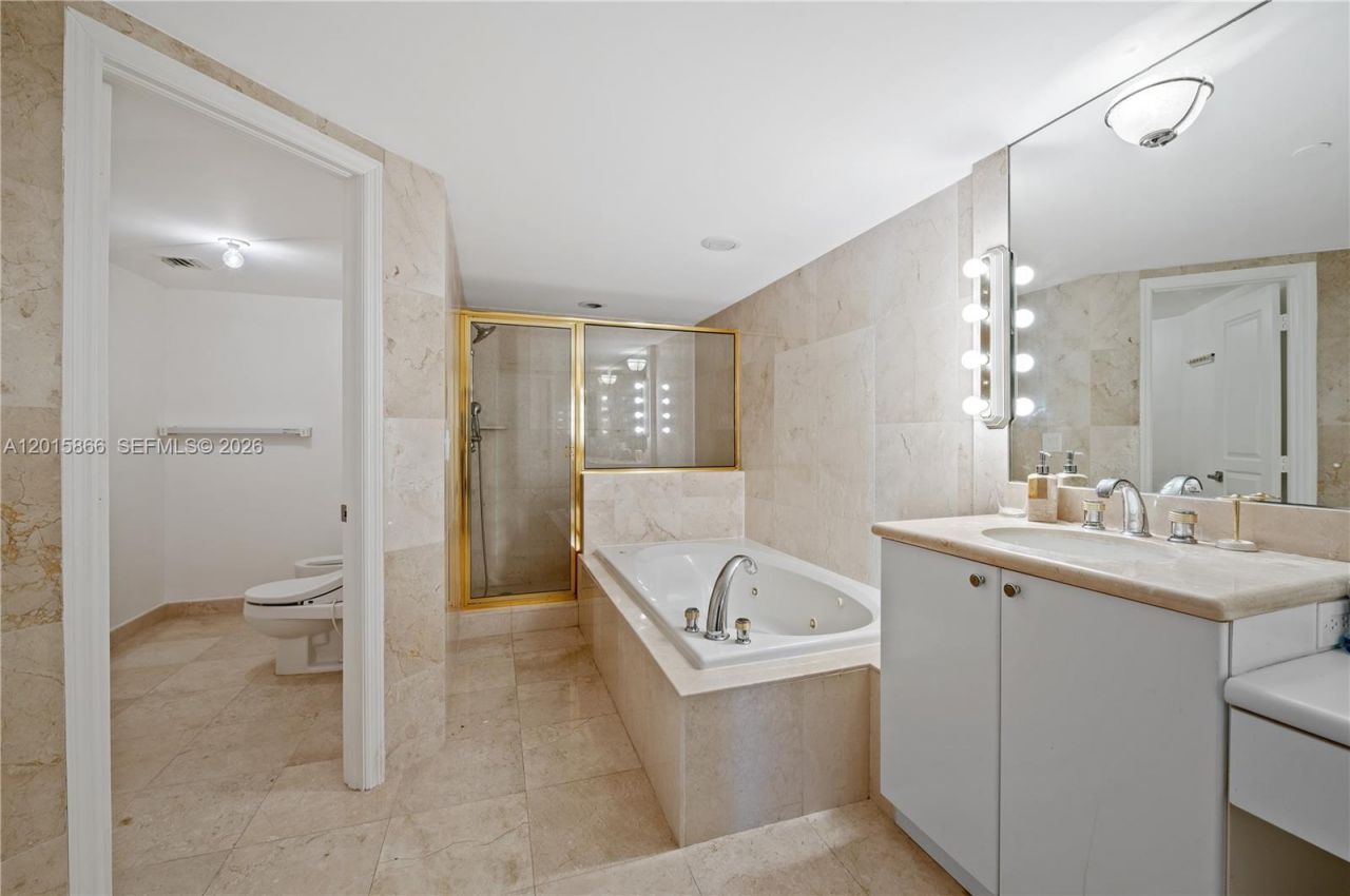 8925 Collins Ave , Unit 9J, Surfside, FL 33154 Photo