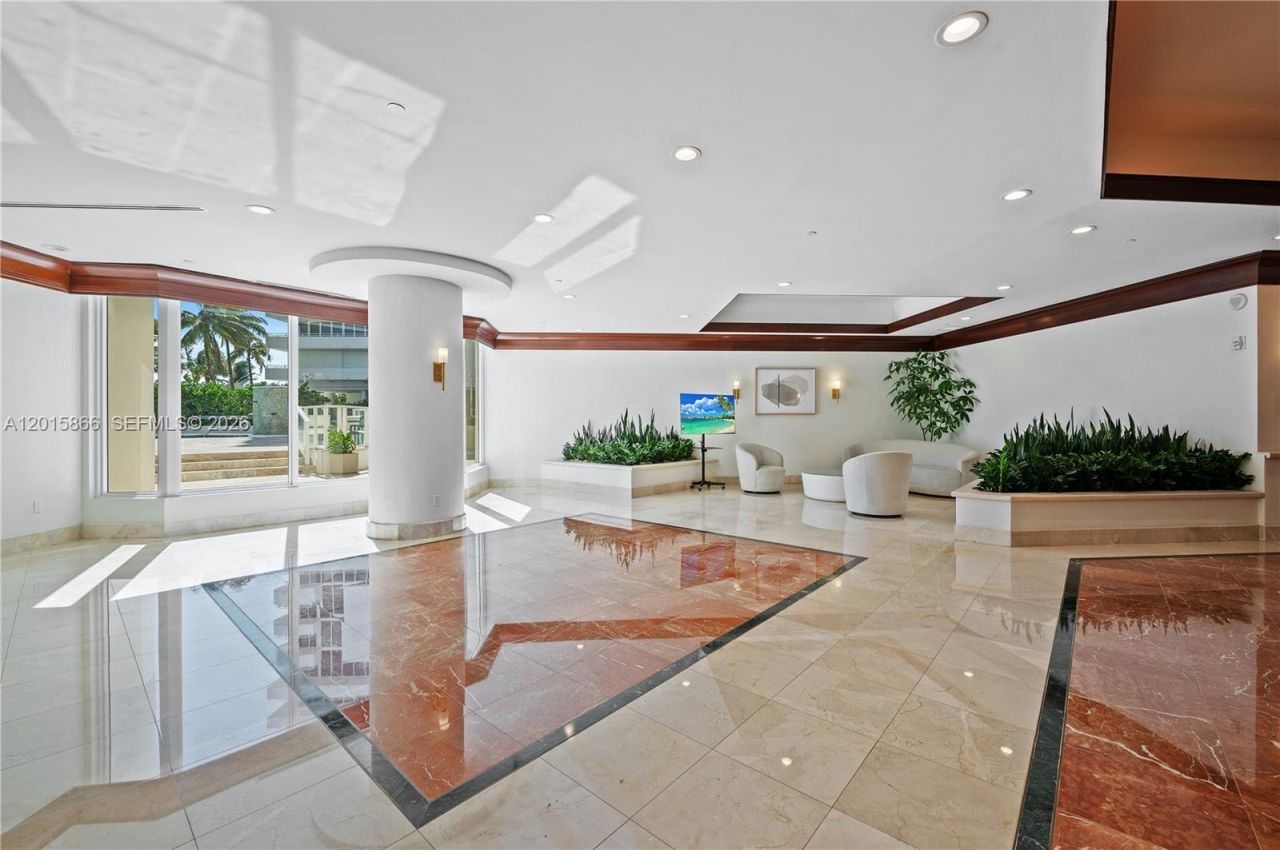 8925 Collins Ave , Unit 9J, Surfside, FL 33154 Photo