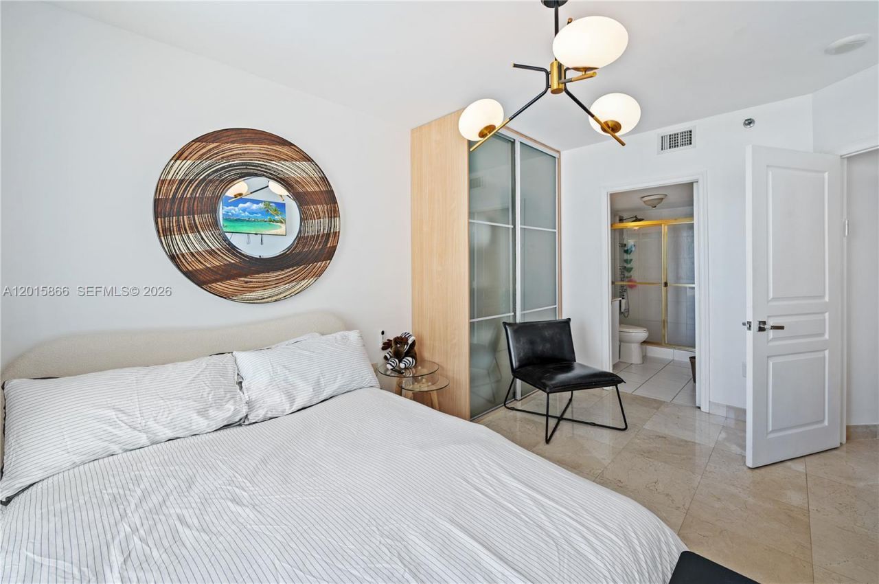 8925 Collins Ave , Unit 9J, Surfside, FL 33154 Photo
