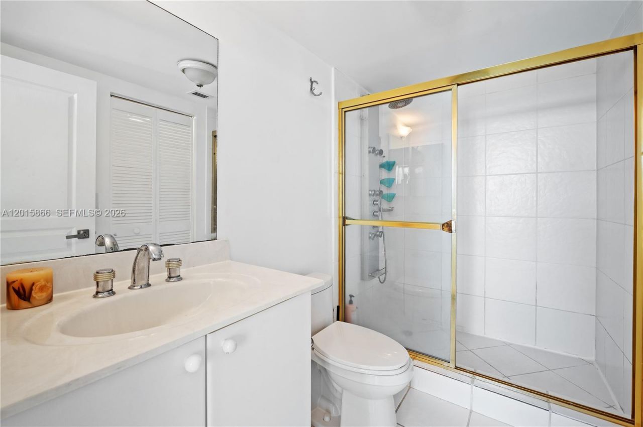 8925 Collins Ave , Unit 9J, Surfside, FL 33154 Photo
