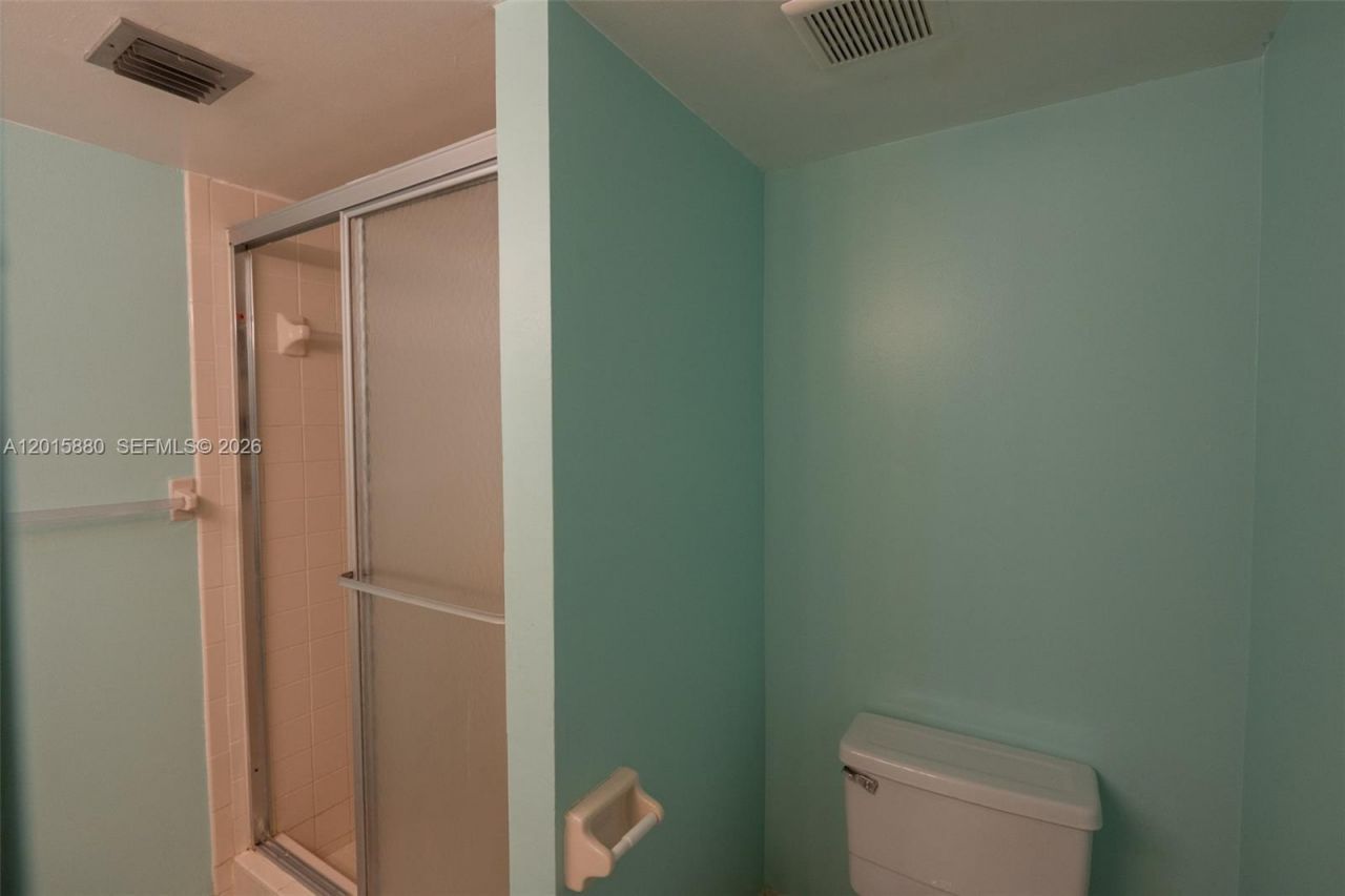 6800 Cypress Rd, Unit 415, Plantation, FL 33317 Photo