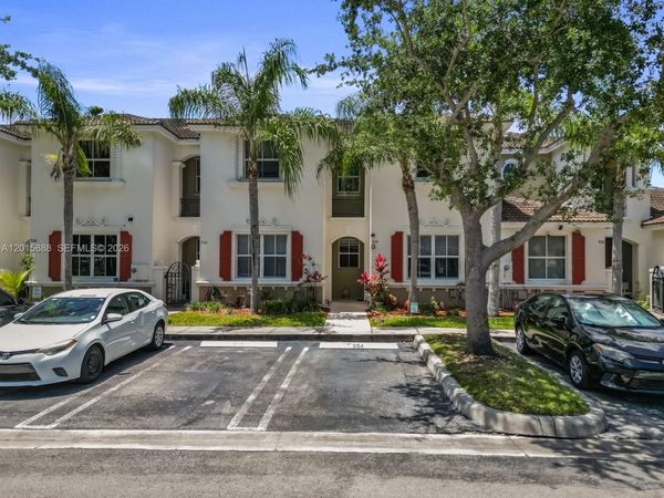 934 NE 42nd Ter , Homestead, FL 33033