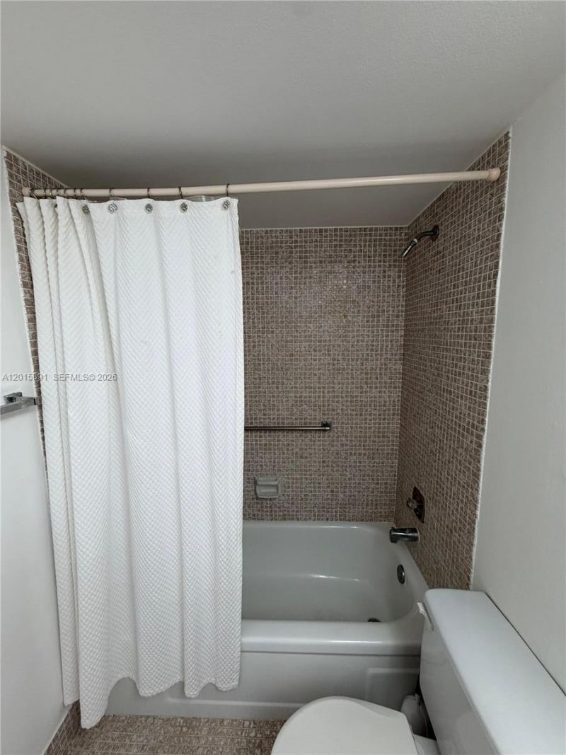 3032 Hythe B , Unit 3032, Boca Raton, FL 33434 Photo