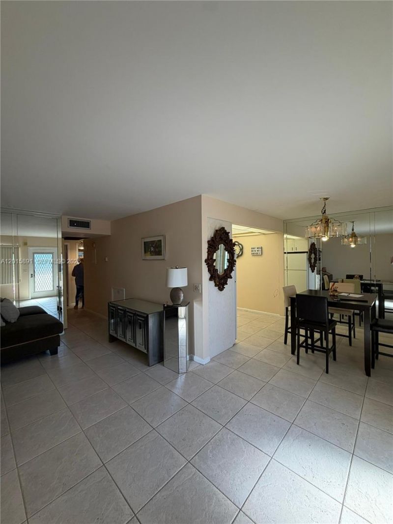 3032 Hythe B , Unit 3032, Boca Raton, FL 33434 Photo