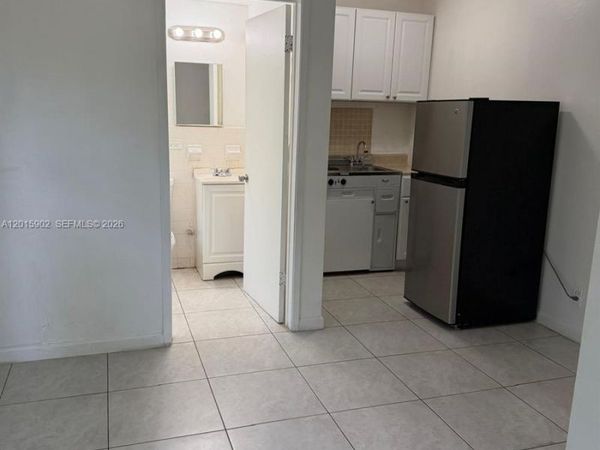 3031 NE 21 Ter , Unit 7, Oakland Park, FL 33306