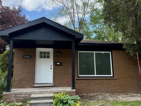 22442 W Chicago, Detroit, MI 48239