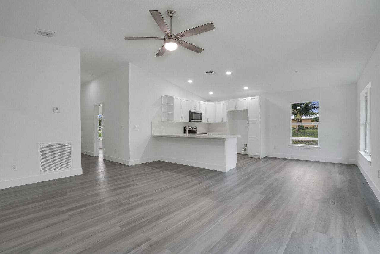 8003 Hibiscus Road, Fort Pierce, FL 34951 Photo