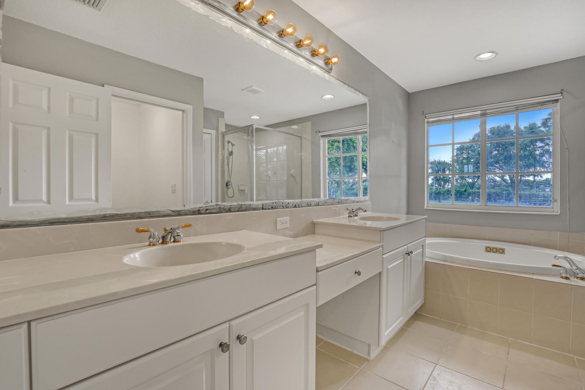 176 Bellezza Terrace, Royal Palm Beach, FL 33411 Photo