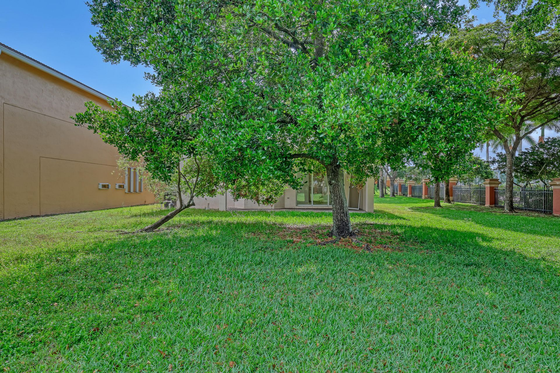 176 Bellezza Terrace, Royal Palm Beach, FL 33411 Photo