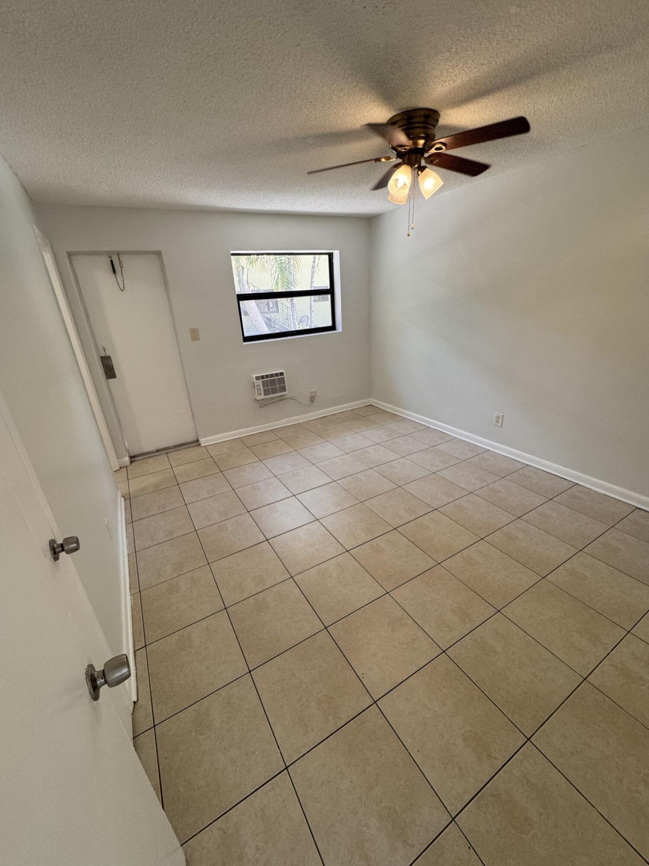 1113 SW 15th Terrace, Fort Lauderdale, FL 33312 Photo