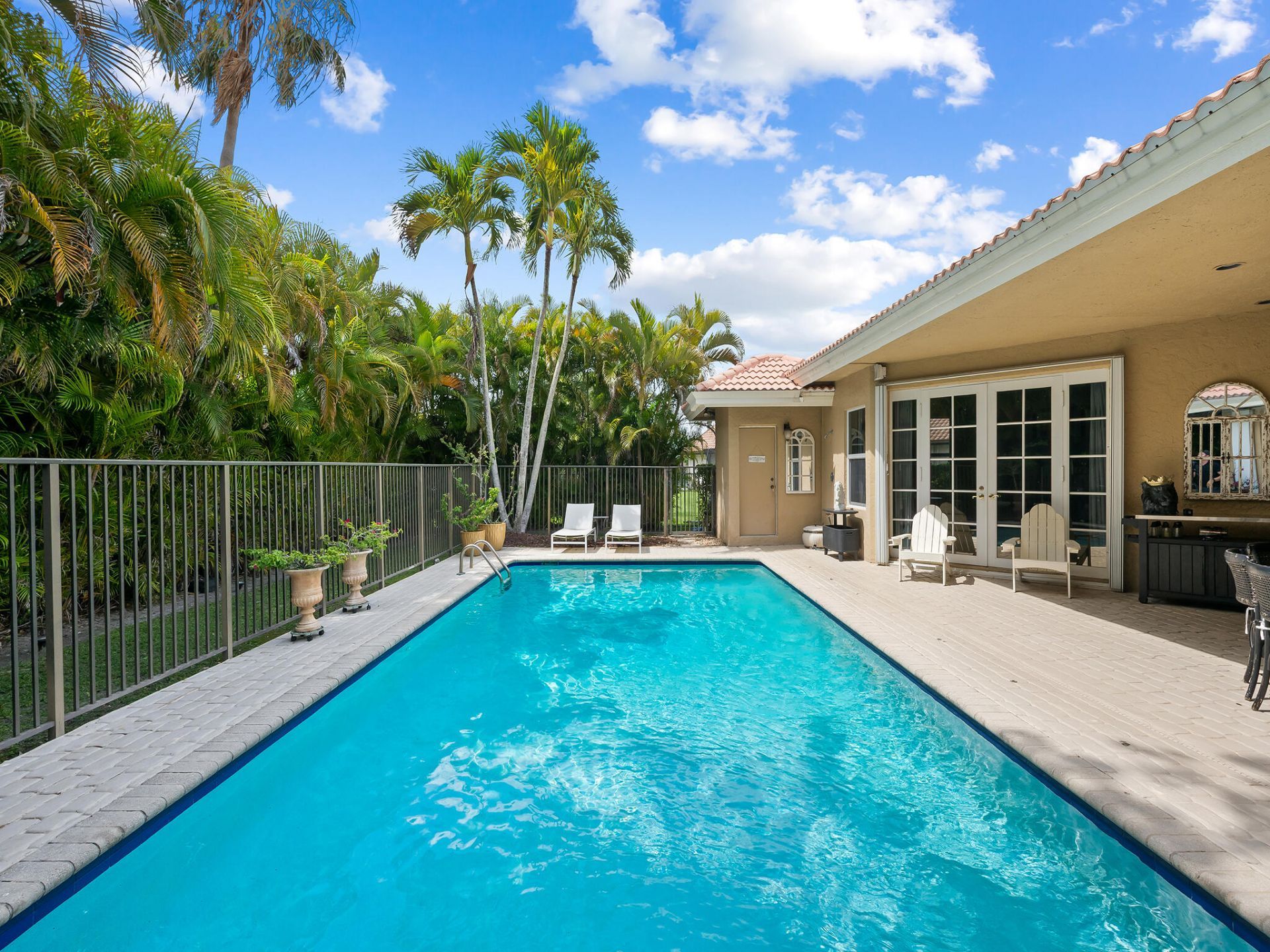 1207 Manor Drive S, Weston, FL 33326 Photo