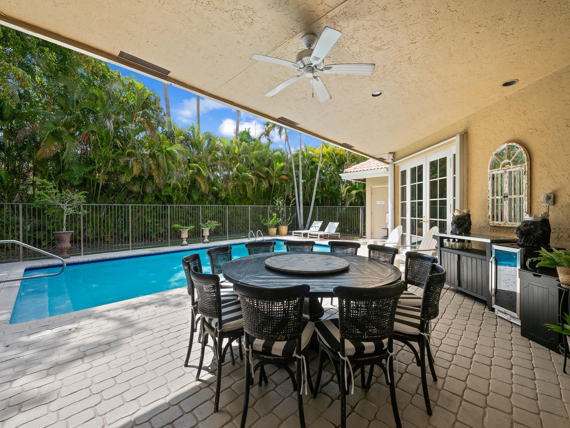 1207 Manor Drive S, Weston, FL 33326 Photo